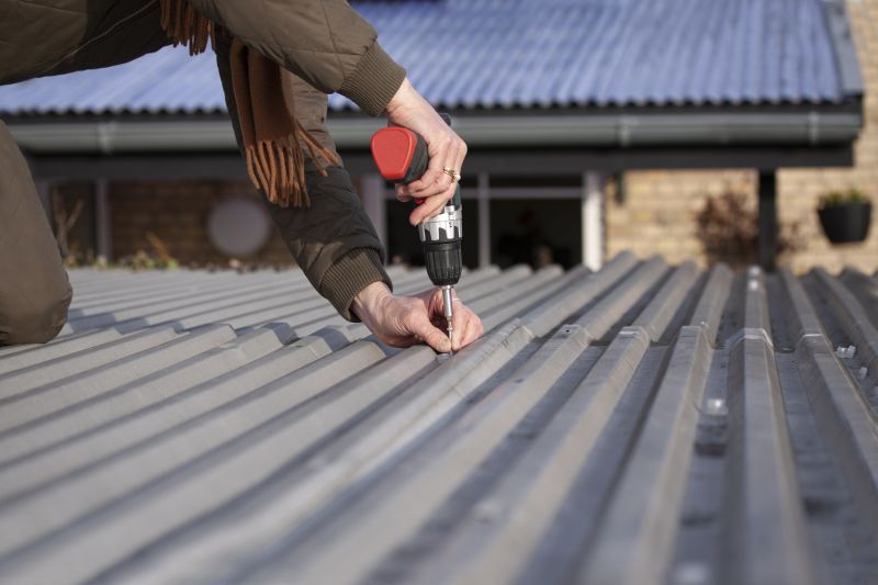 What To Expect During A Metal Roof Repair Service